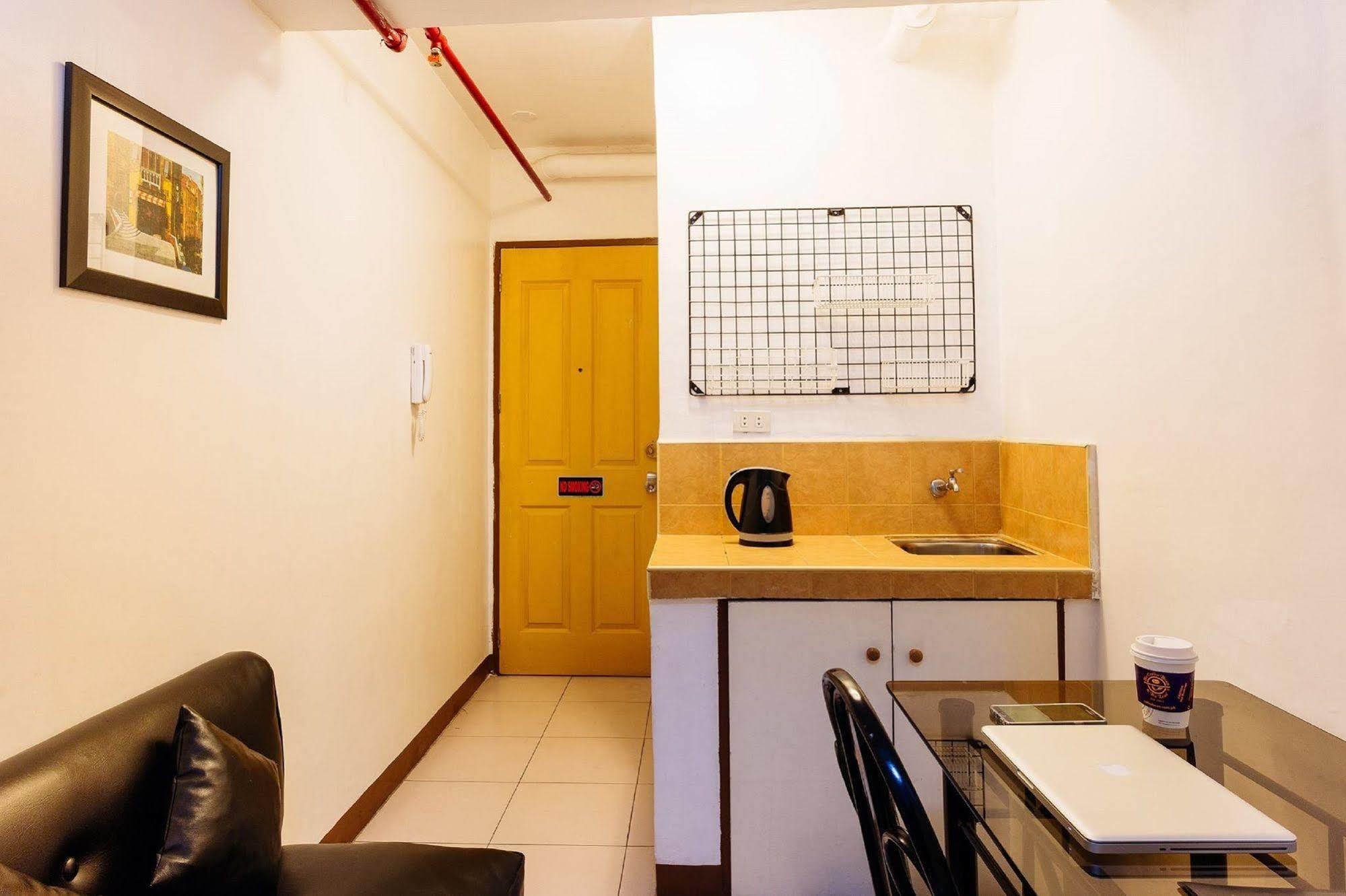 Oyo 859 City Stay Inns Pasong Tamo Makati City Exterior foto